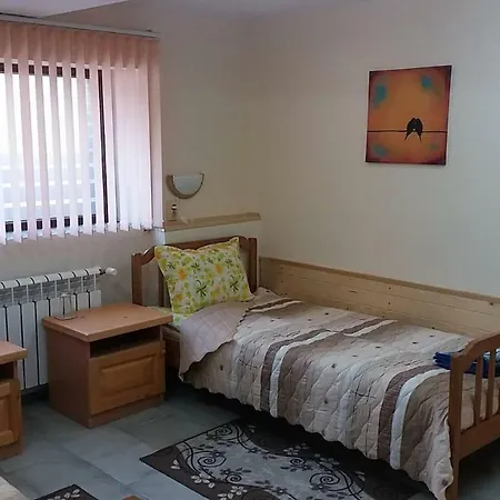 Apartamento ботеви