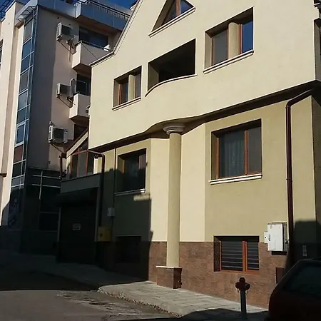 Apartmán ботеви *